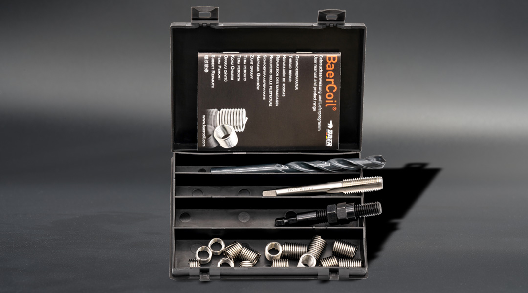 Thread repair kit with tangless thread inserts and installation tools